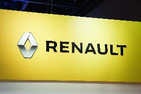 The Renault logo